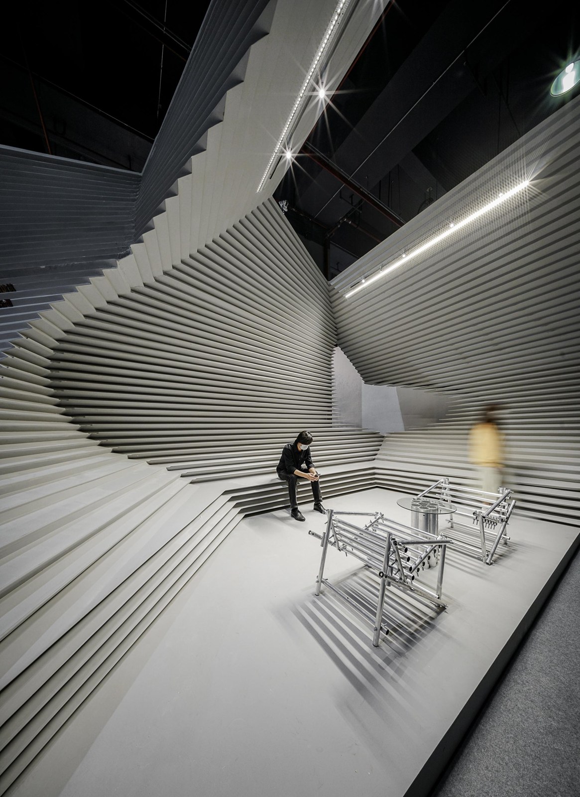 Dual-Purpose Exhibition Pavilion 雙用途展亭 — 展亭折面與展示區